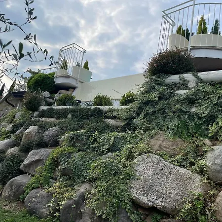 Vela Natura E Relax シャレー *